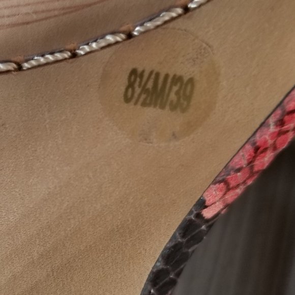 Vince Camuto Savesha Slingback Sandal, Watermelon Leather Womens Size 8.5 M / 39 - Picture 13 of 14